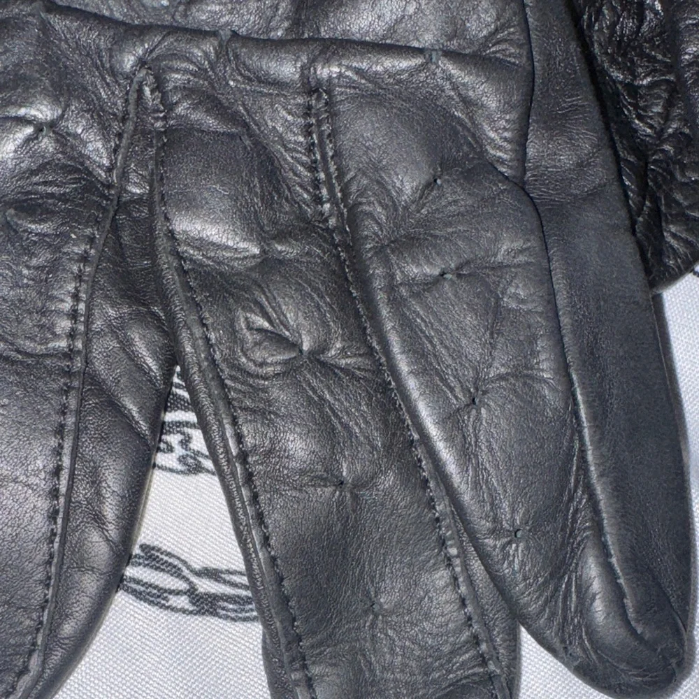 Black Leather Women's Gloves